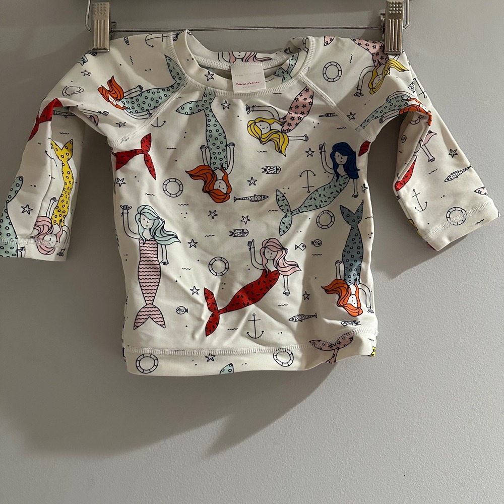 Hanna Andersson Rash Guard Kids 12-18M White‎ Mermaid Print Excellent Swim Top